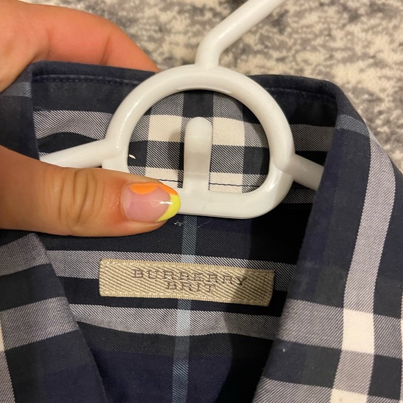 Burberry Dress Shirt in great condition (like new) - Picture 2 of 4